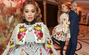 Rita Ora duket unike në paraqitjen e radhës, shkëlqen përkrah partnerit Taika Waititi