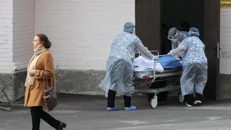Evropa dhe Azia Qendrore mund të shohin 500 mijë vdekje nga COVID-19 deri më 1 shkurt, paralajmëron shefi i OBSH-së për Evropën