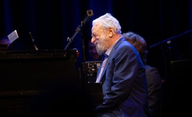 Ikona e teatrit muzikor, Stephen Sondheim ndërron jetë në moshën 91-vjeçare