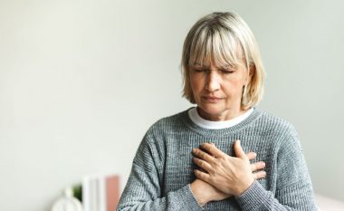 Gratë që hanë vetëm mund të jenë më të ndjeshme ndaj sëmundjeve të zemrës