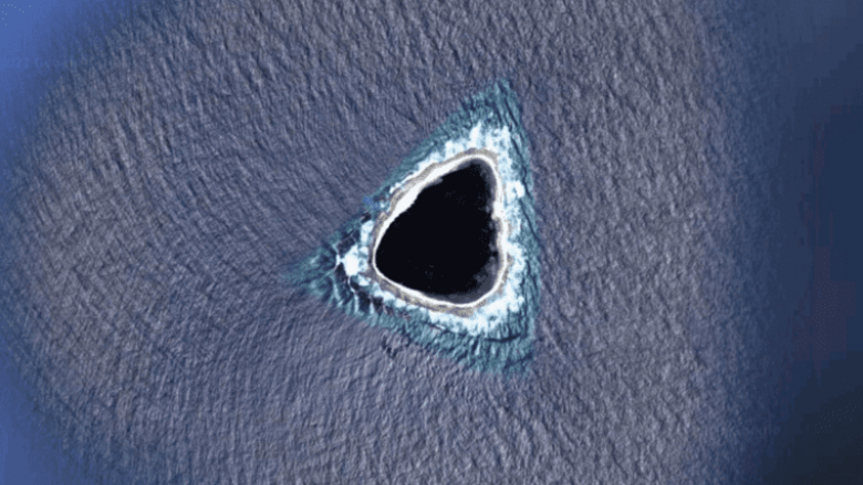 Zgjidhet misteri i ‘vrimës së zezë’ që u identifikua përmes Google Maps në mes të oqeanit