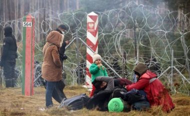 BE-ja ashpërson procesin e vizave për zyrtarët bjellorusë për shkak të situatës së emigrantëve
