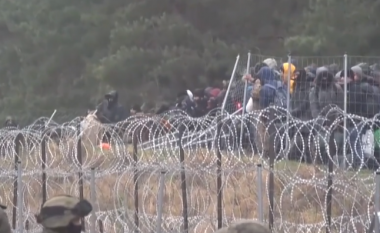 Polonia bllokon qindra emigrantë në kufirin me Bjellorusinë