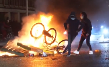 Protesta të mëdha në Evropë për shkak të kufizimeve të vendosura si pasojë e rasteve me COVID-19