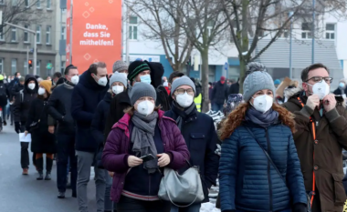 Austria me masa të reja rreth pandemisë: Dhjetë ditë izolim total dhe vaksinim i detyrueshëm