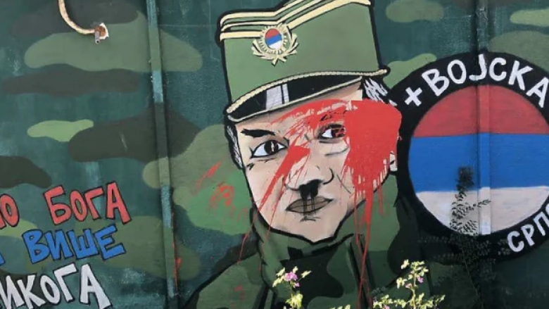 Shkatërrohen edhe dy murale kushtuar kriminelit të luftës Ratko Mlladiq