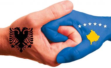 Barometri: 80 për qind e qytetarëve në Shqipëri janë pro bashkimit me Kosovën