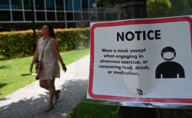Singapori nuk do të paguajë më faturat mjekësore për personat me COVID-19 të cilët nuk zgjodhën për t’u vaksinuar