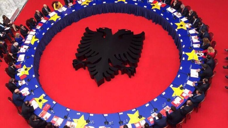 Më 26 nëntor mbahet mbledhja e përbashkët e Qeverisë së Kosovës dhe asaj të Shqipërisë