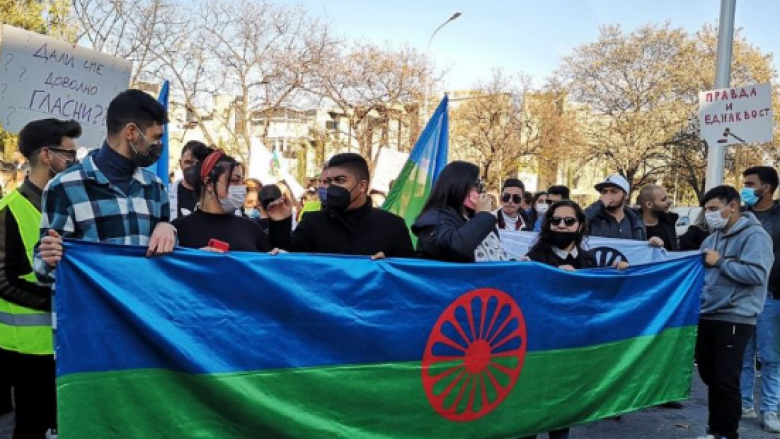 Shoqatat rome të Maqedonisë në protestë kundër brutalitetit policor