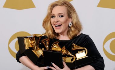Adele mbetet jashtë nominimeve të Grammy Awards 2022
