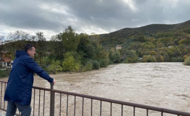 Reshje të dendura të shiut, paralajmërohen përmbytje në disa zona të Shqipërisë