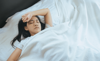 Ndikimi në trurit tuaj kur flini më pak se gjashtë orë