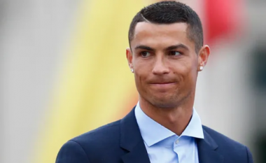 Ronaldo mungon sonte në ceremoninë e Topit të Artë