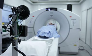 Në Radiologji kryhen rreth 7 mijë rezonanca magnetike, rrezatimi s’lë pasoja te të shëruarit me COVID-19