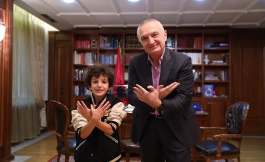 Urimi i Metës për 28 Nëntorin së bashku me nipin e Presidentit historik Ibrahim Rugova