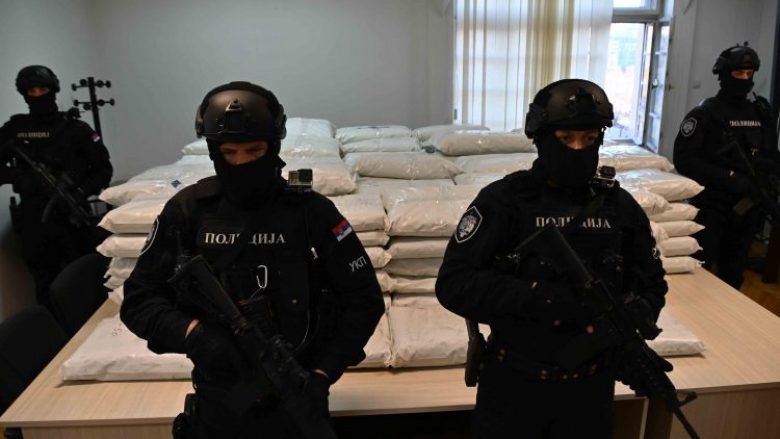 Në Serbi konfiskohet mbi gjysmë toni marihuanë, policia thotë se hyri nga Kosova