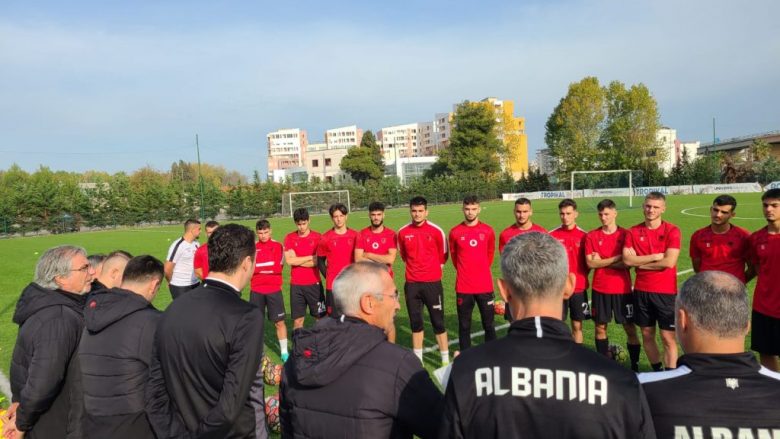 Reja befason të rinjtë e Kombëtares U19 të Shqipërisë