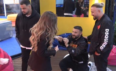 DJ PM i propozon Sarës në Big Brother VIP – dyshja improvizojnë me të qeshura një moment romantik