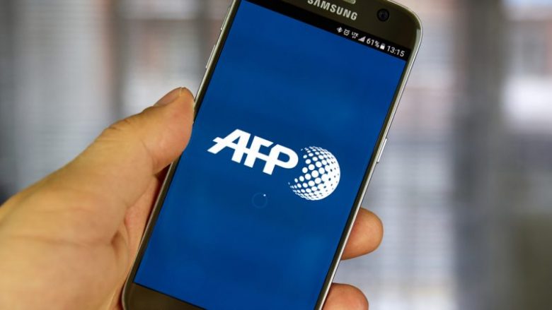 Google lidh një marrëveshje pesëvjeçare për të paguar AFP-në për ripërdorimin e përmbajtjes gazetareske