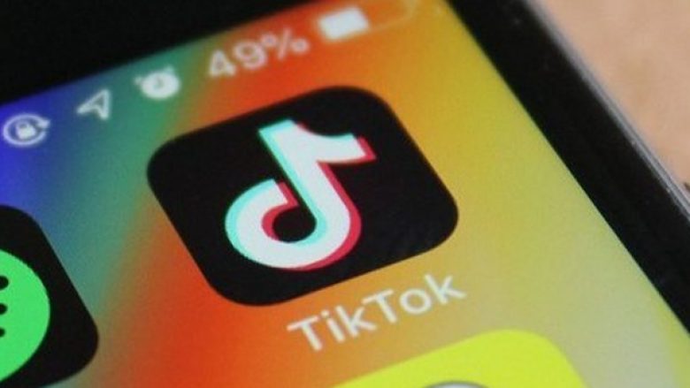 Mashtruesit tentojnë të hakojnë 125 llogari të influencuesve më të mëdhenj të TikTok-ut