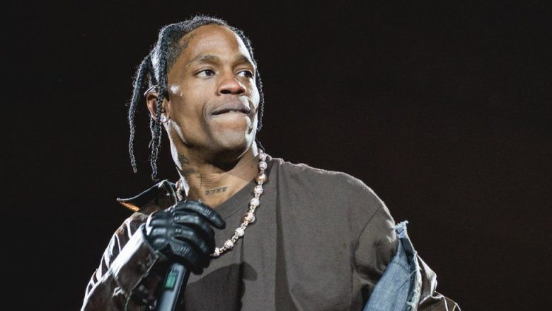 Travis Scott reagon për herë të parë pas ngjarjes tragjike në koncertin e tij, ku tetë persona humbën jetën