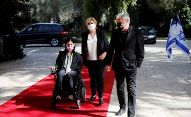 Ministrja izraelite humbi samitin COP26 sepse nuk kishte transport për karrige me rrota