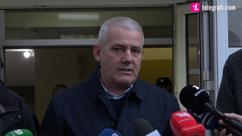 Sveçla viziton policin e plagosur në Klinë: Hetimet janë duke u zhvilluar me intensitet të lartë