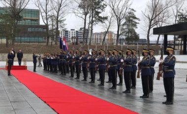Mehaj pret me ceremoni shtetërore ministrin e Mbrojtjes së Kroacisë