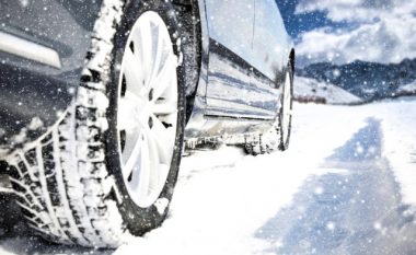 Çfarë është më së miri në dimër – lëvizje me të gjitha rrotat me gomat “katër sezonale” apo me rrota të përparme me goma dimri?