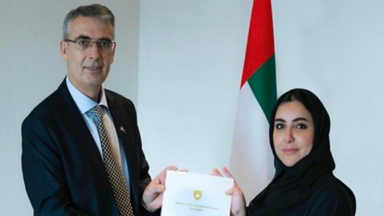 Xhabir Hamiti, ambasadori i ri i Kosovës në Emiratet e Bashkuara Arabe dorëzon letrat kredenciale