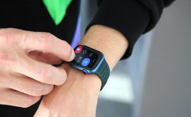 Përditësimi e bën ngarkimin e Apple Watch 7 jashtëzakonisht të ngadaltë