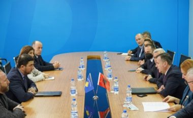 Delegacioni i Kuvendit të Shqipërisë vizitë në Kosovë, takim me Konjufcën e Krasniqin