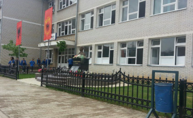 Një muaj paraburgim për zv.drejtorin e gjimnazit në Malishevë, i dyshuar për sulm seksual ndaj nxënëses