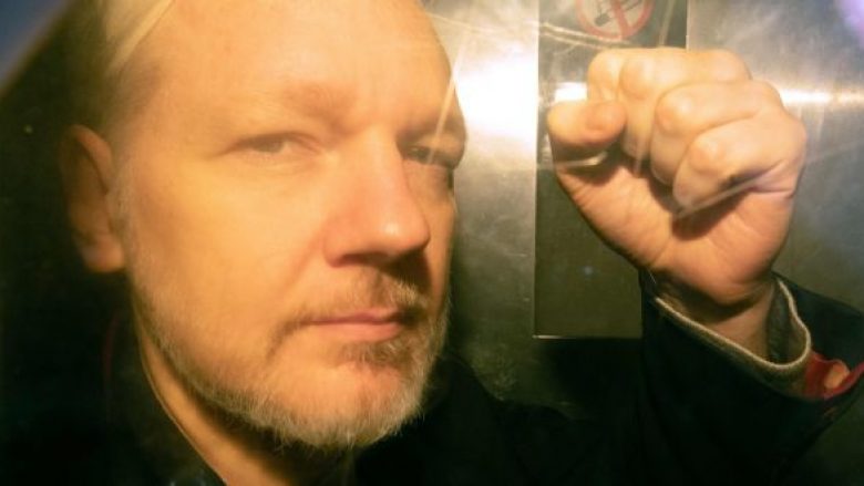 E fejuara e Assange-s thotë se do të bëjnë apel ndaj vendimit për ekstradim