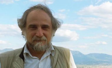 Albanologu amerikan Brian D. Joseph, i mahnitur nga veçoritë e gjuhës shqipe