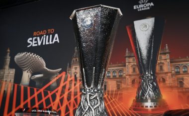 Kompletohet shorti për fazën ‘play-off’ në Ligën e Evropës – vëmendja te dueli mes Barcelonës dhe Napolit