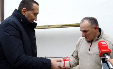 “Petrol Company” dorëzon çelësat e shtëpisë për familjen Hajzeri nga Mitrovica