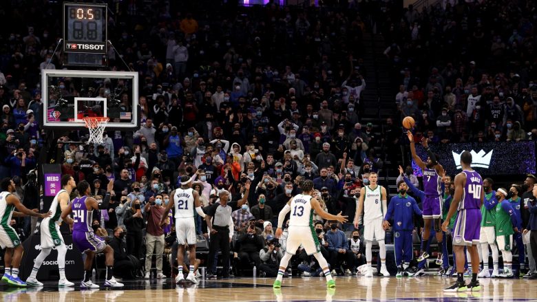 Nga ngulitjet e LaVine e Sabonis tek treshja vendimtare nga Metu, aksionet më të mira në NBA