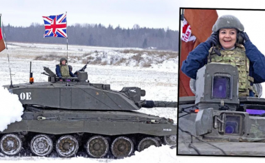 Nga një tank në Estoni, shefja e diplomacisë britanike flet edhe për “Nord Stream 2” të Rusisë