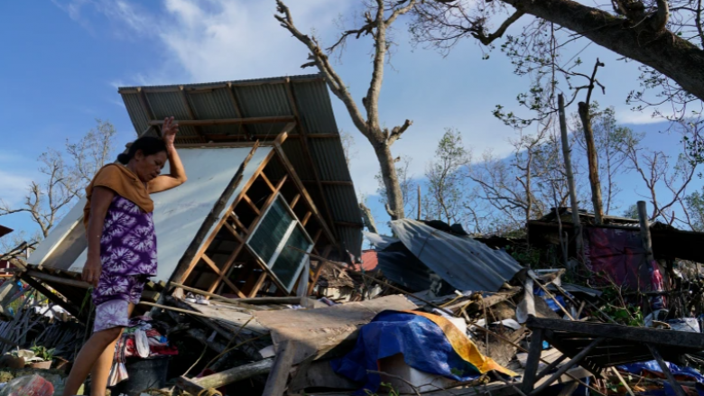 Tajfuni vret mbi 208 njerëz në Filipine