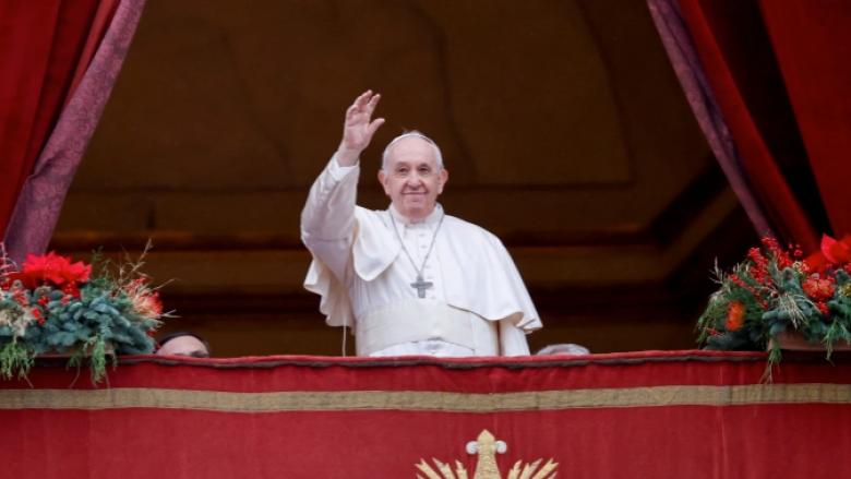 Papa Françesku: Të mos ankohemi dhe të përmbahemi nga lakmia që na lë gjithmonë të pakënaqur
