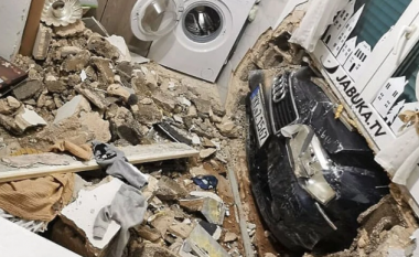 Në Bosnje ndodhi një aksident sikur në filma: Audi “përfundoi” në banjë