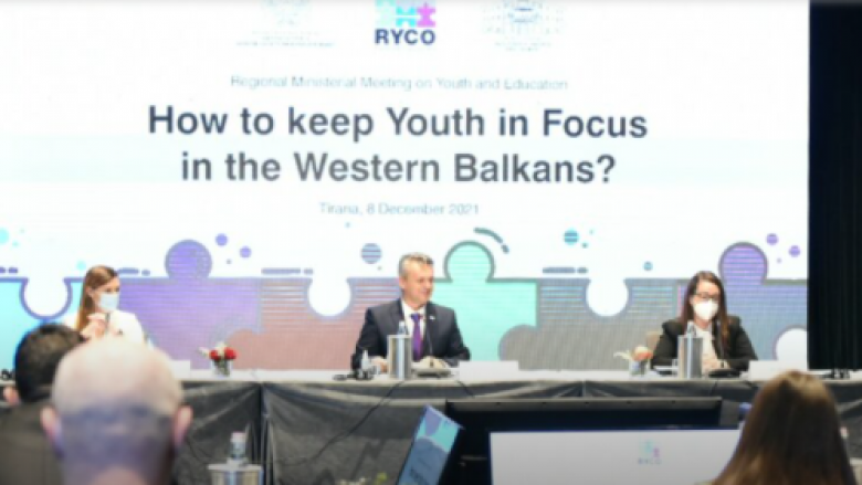 Zajkova: KE po shqyrton përfshirjen e vendeve të Ballkanit Perëndimor në zonën “roaming falas”