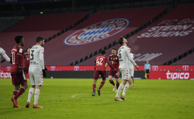 Bayerni fiton me vështirësi ndaj Mainzit, Dortmundi ndalet në barazim nga Bochumi