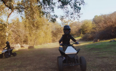 Tesla lanson motoçikletën elektrike për fëmijë – ja sa do të jetë çmimi i pajisjes