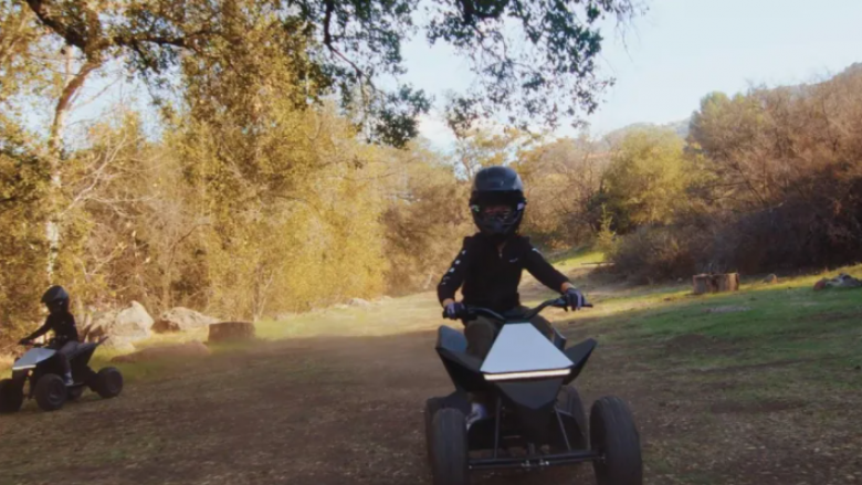 Tesla lanson motoçikletën elektrike për fëmijë – ja sa do të jetë çmimi i pajisjes
