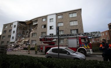 Shpërthim i madh gazi, shembet një pjesë e ndërtesës në Turnhout të Belgjikës
