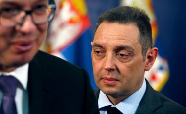 Skandali i shfrytëzimit të BIA-së serbe nga shërbimet sekrete ruse, kërkohet dorëheqja e Aleksandar Vulinit