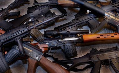 Ballkani Perëndimor drejt ndalimit të trafikut ilegal të armëve të zjarrit